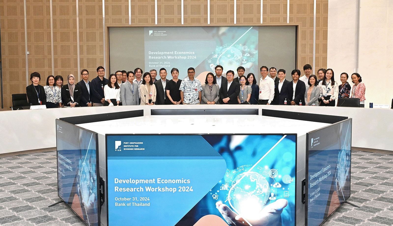 Talk at the Bank of Thailand – Development Economics Research Workshop (PIER)